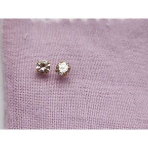 14KT Yellow Gold Cubic Zirconia Stud Earrings